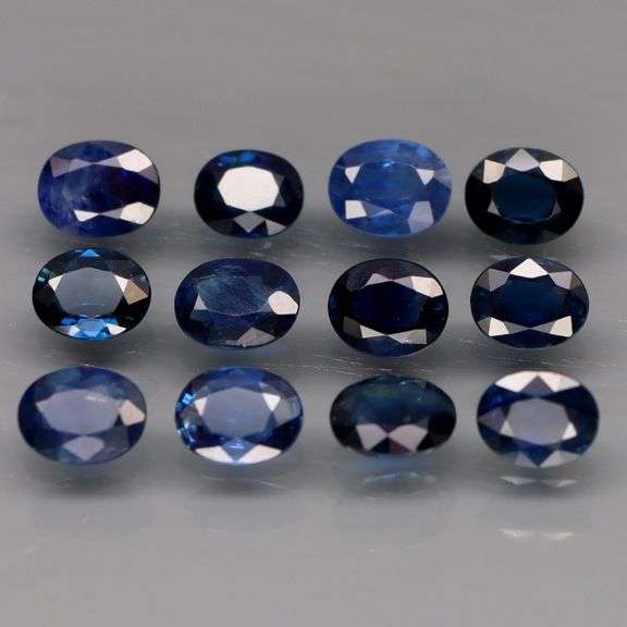 Richly colored! Heavy! 4.77ct navy blue Sapphire set -Heated only!
