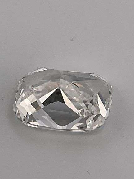 5.00 CARATS CUSHION CUT DIAMOND CERTIFIED