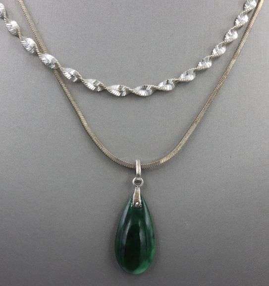 Lot of 2 Vintage 925 sterling silver necklaces