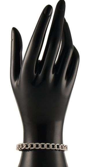 1.45ctw Diamond Curb Link Bangle Bracelet in 18K