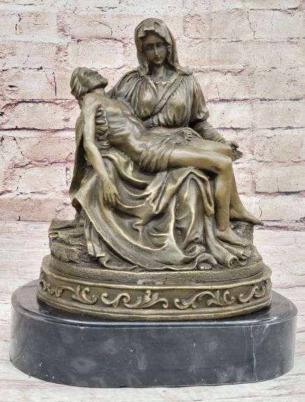 La Pieta Statue of The Virgin Mary Bronze Sculpture