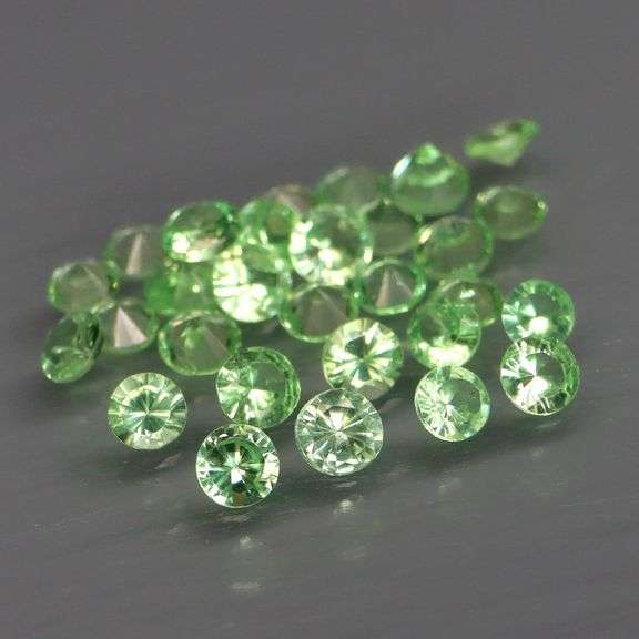 Rare collectors 2.53ct untreated spring green Tsavorite set!