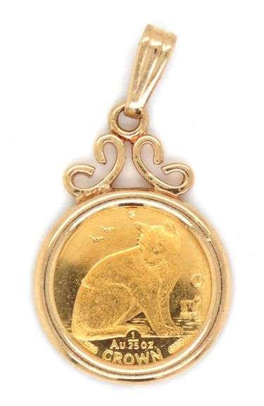 Nice 1990 Isle of Man Cat Coin Pendant