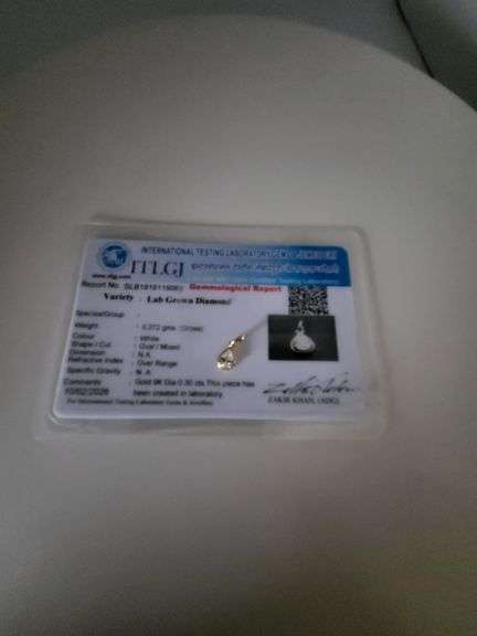 Certified Yellow Gold Lab Diamond Pendant