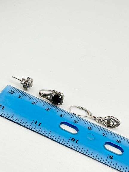 925 Sterling Silver Three pair Of Earrings Lot