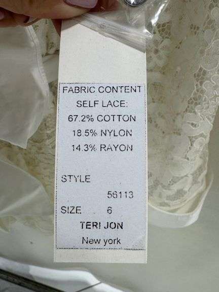 Elegant White Lace Women's Top