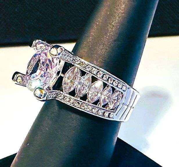 Sparkling White Gold Plate 4.5 Ct Simulated Diamond Ring