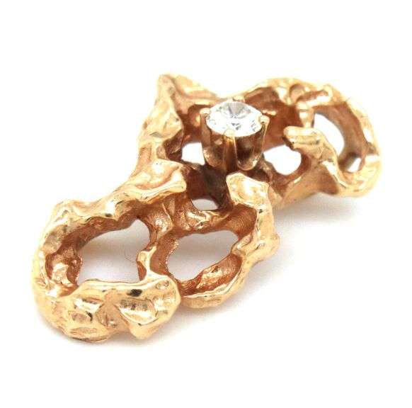Attractive 14k YG Nugget Pendant with Diamond
