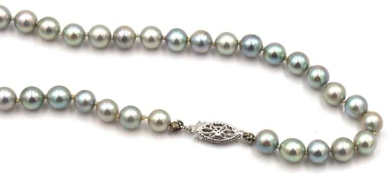 5.5-6mm Grey pearl necklace
