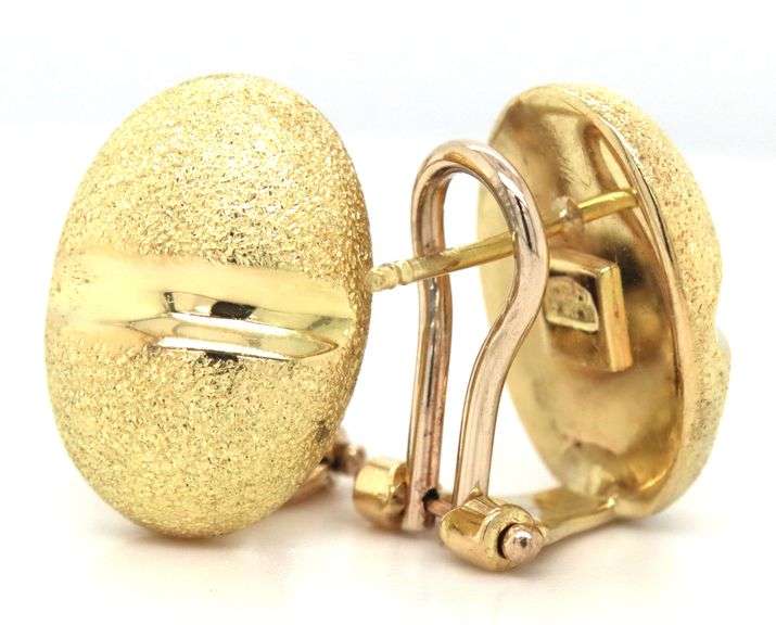 18kt Yellow gold Brushed finish textured oval clip on earrings