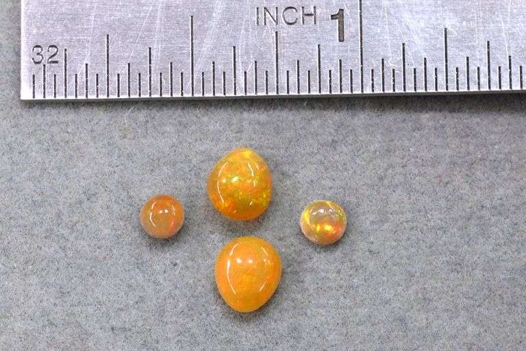 Shining Natural Opals - Lot of 4