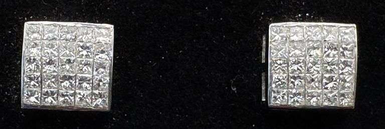 14K White Gold Princess Cut Diamond Cluster Earrings of 1.0 CT