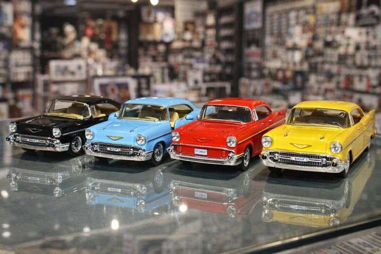 1957 Chevy Bel Air Coupe Die-Cast Metal Cars