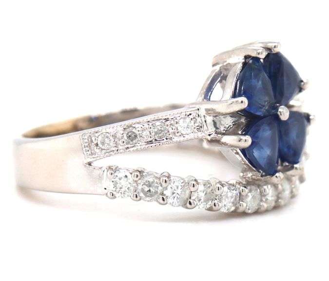 14kt White gold sapphire flower and diamond ring