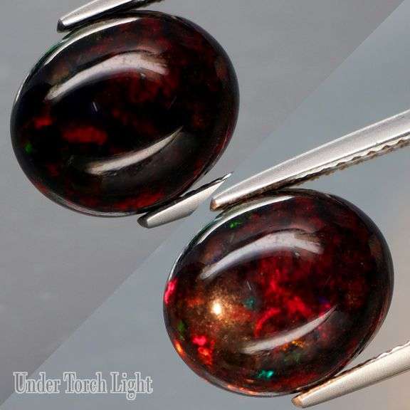 Smoldering color! 4.69ct Black Opal from Ethiopia!