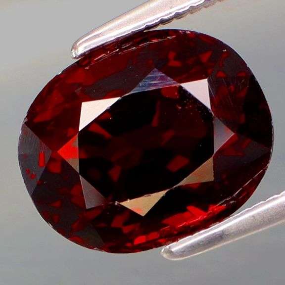 Elegant 4.75ct midnight crimson Mozambique Garnet!