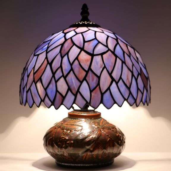Tiffany Style Stained Glass Lamp