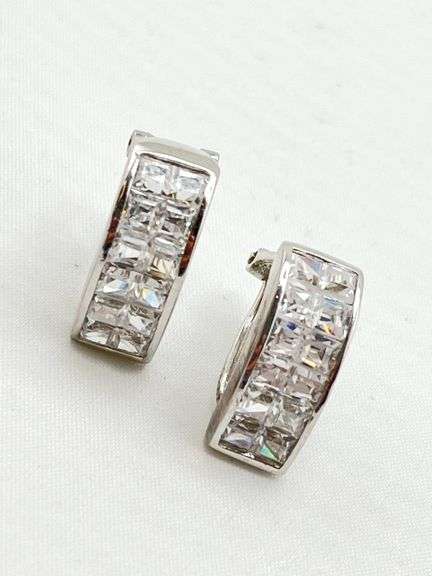 925 Sterling Silver Baguette Cut CZ  Oval Hoop Earrings