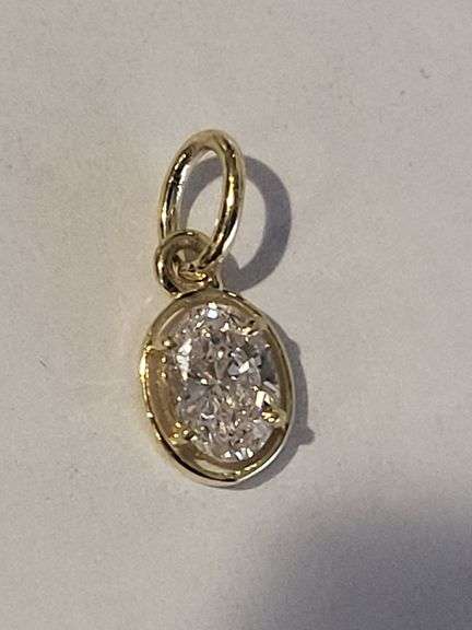 Certified Yellow Gold Lab Diamond Pendant