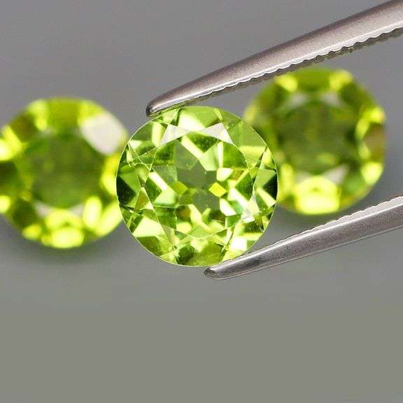 3.76 carat set of 3 untreated Peridot solitaires! Untreated!
