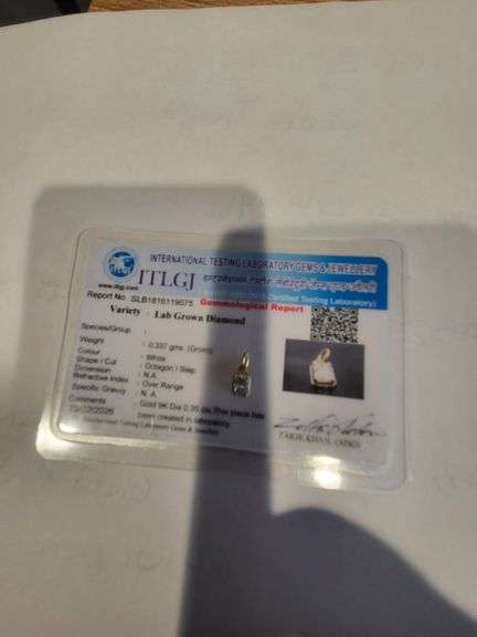 Certified Yellow Gold Lab Diamond Pendant