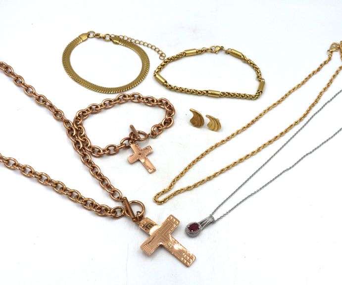 Assorted gold plated steel mixed jewelry