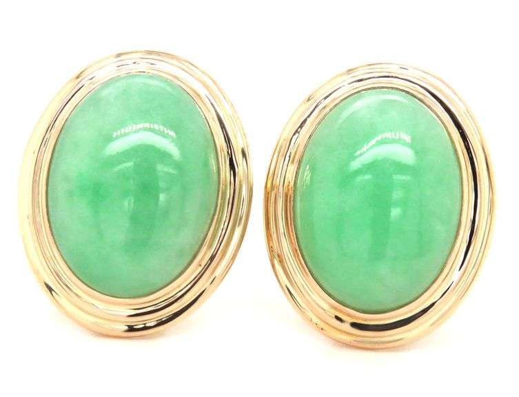 14kt Yellow gold oval Jade clip on earrings