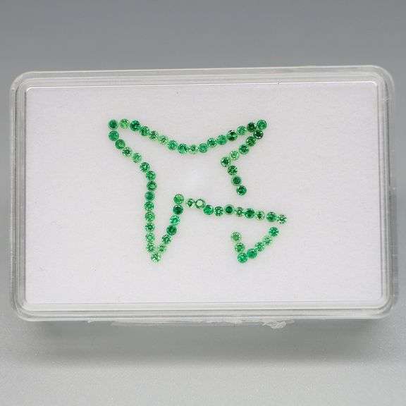 Vibrant and rare! 1.07ct set of REAL Tsavorite Garnets!