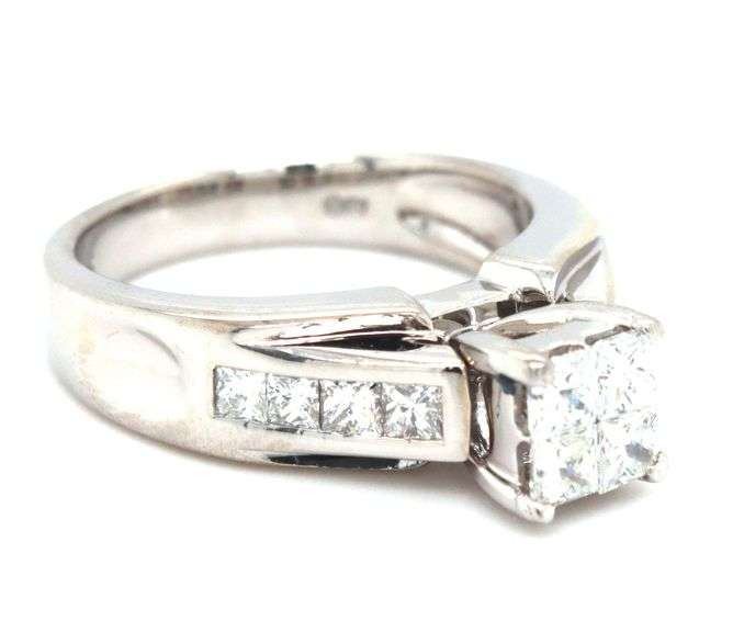 14kt White gold 1ctw princess cut Invisible set engagement ring