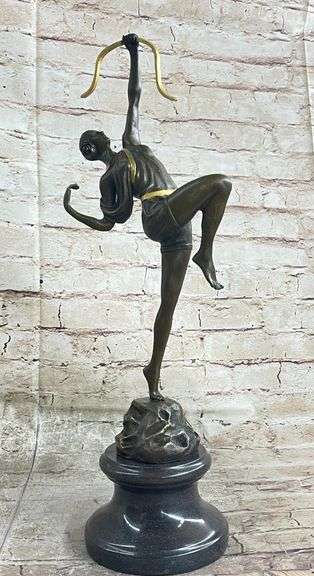 Dianne the Hunter Bronze Statue