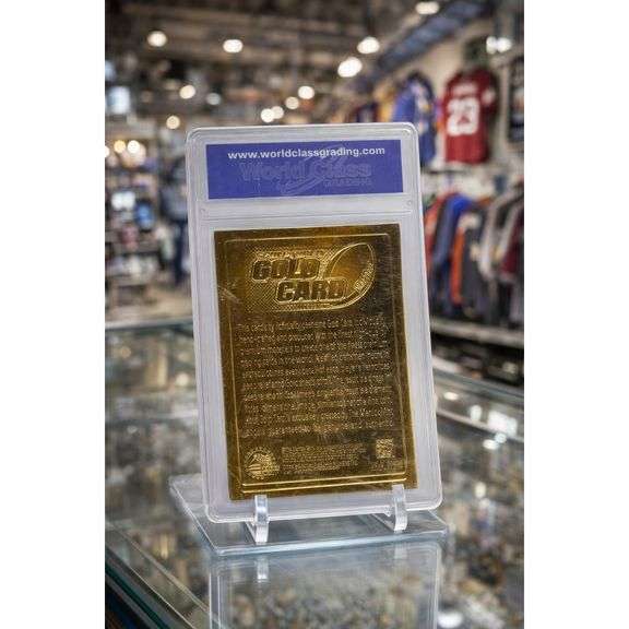 Tom Brady Sculptured Gold Card Mint 10