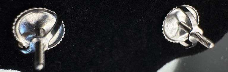 14K White Gold Round Brilliant Cut Diamond Cluster Earrings of 1.20 CT