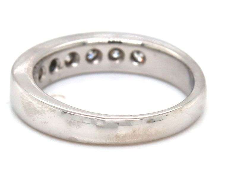 1ctw channel set diamond band in Platinum