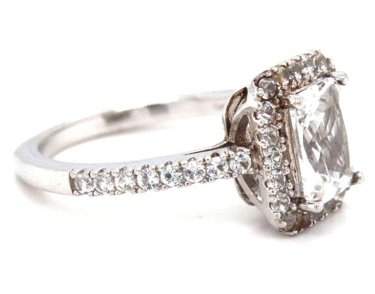 925 Sterling silver Emerald cut cubic zirconia ring