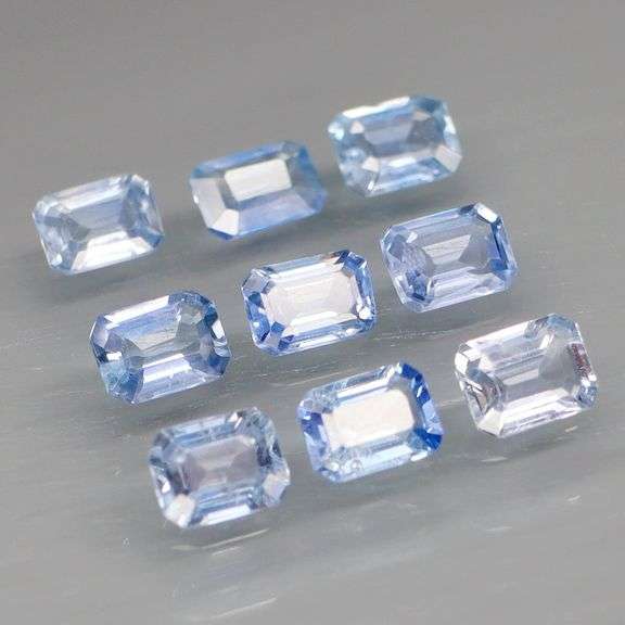 Untreated! 2.12ct REAL Ceylon Sapphire set! Did we say REAL?