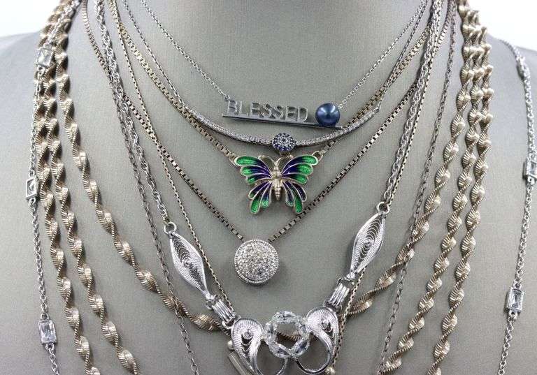 Group lot of 9 vintage 925 sterling silver necklaces