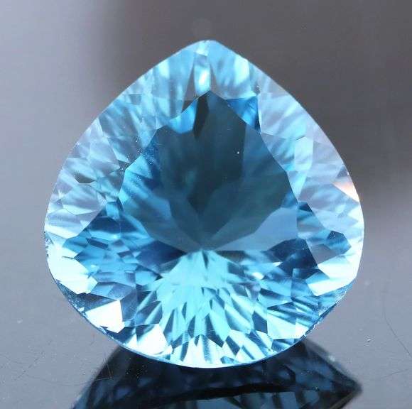 Expertly cut! 14.88ct vibrant Swiss blue Topaz from Brazil!