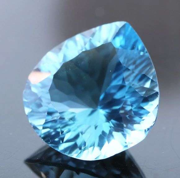 Expertly cut! 14.88ct vibrant Swiss blue Topaz from Brazil!