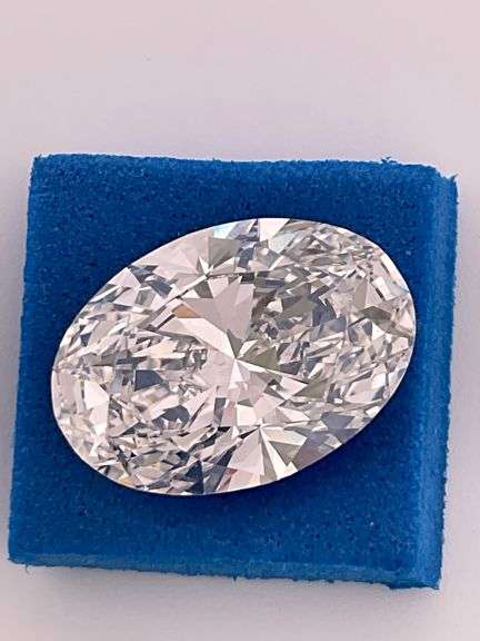 OVAL CUT LOOSE DIAMOND 6.00 CARATS I.G.I CERTIFIED