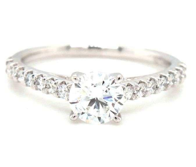 14kt White gold 0.80ct Lab grown diamond engagement ring