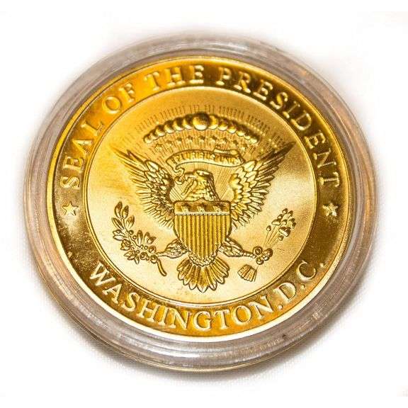 Air Force One Collectible Coin with Wooden Case