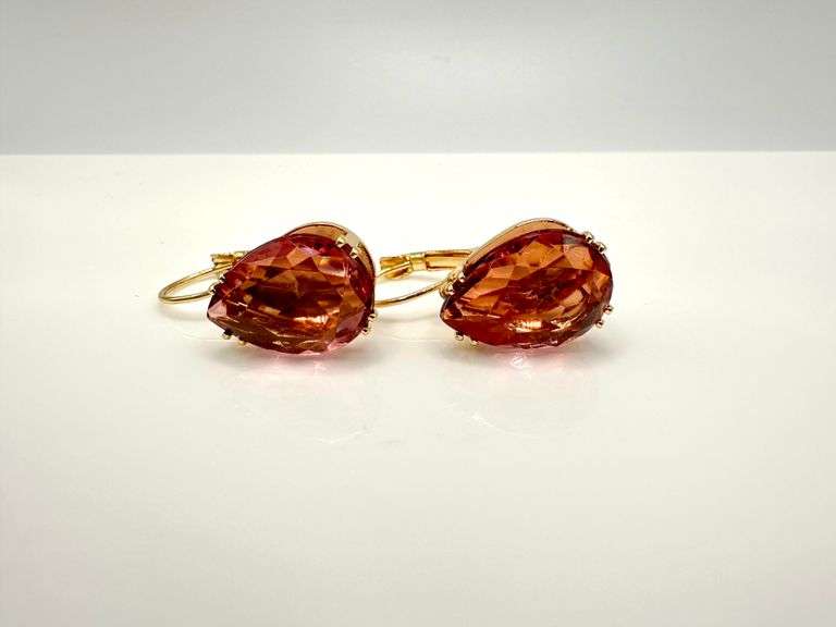 14 Kt Yellow Gold Plate 16 Ctw Simulated Alexandrite Color Change Earrings