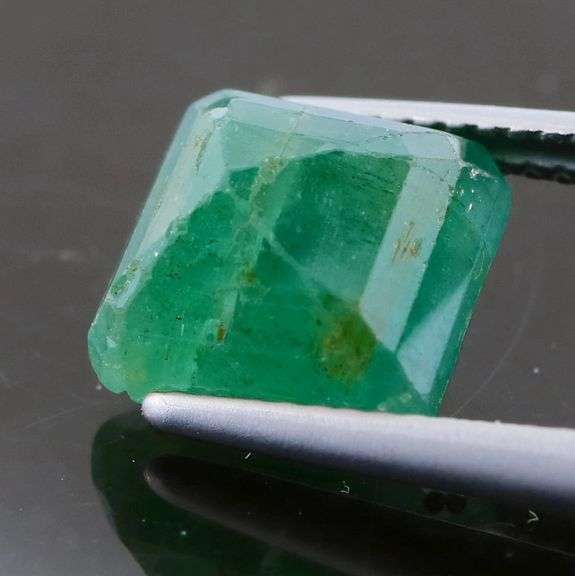 Real! Collectors 4.21ct grass green Zambian Emerald!