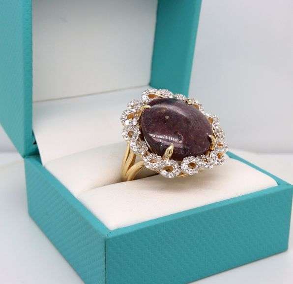 Glittering Huge 34.17CTS Round Cabochon-Cut Ruby & 1.41CTW Round Faceted Colorless Sapphire Ring in 