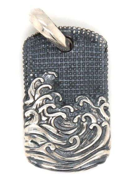 David Yurman Waves tag pendant