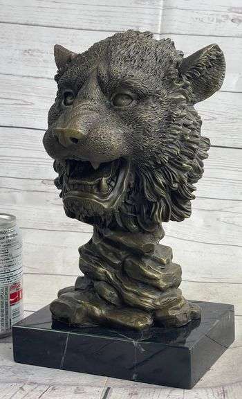 Royal Lion Head Bronze Statue