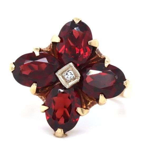 Classic 10k YG Garnet Ring