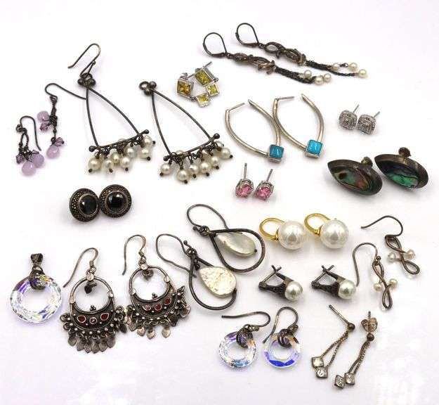 Group lot of Vintage 925 sterling silver earrings