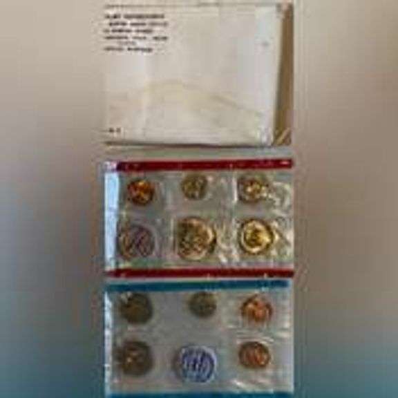 Two Each 1968 1972 &1974 US Mint Sets