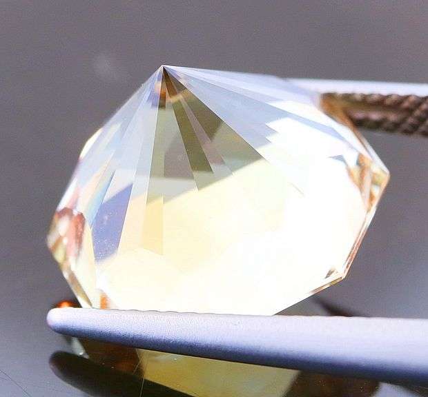 Amazing 13.52ct octagon cut Brazilian Imperial Topaz!